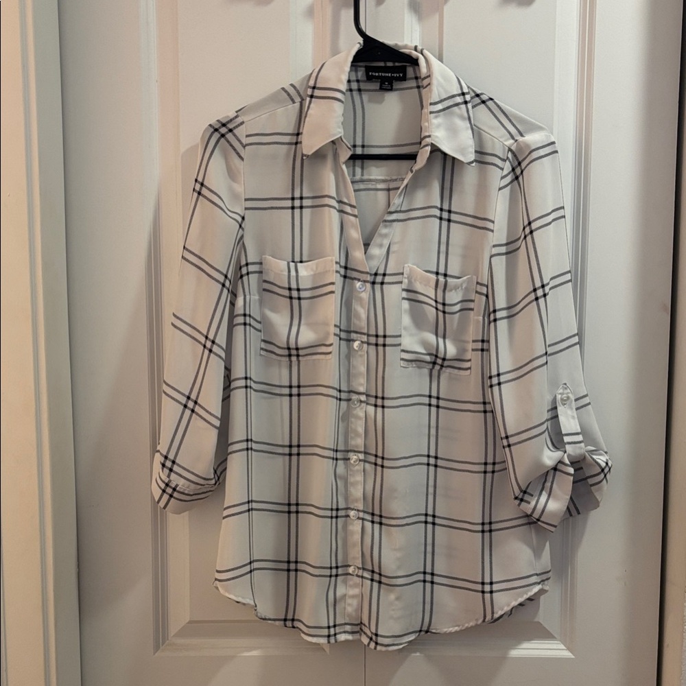 Medium Woman’s White Plaid Button-Up Blouse - Fortune & Ivy